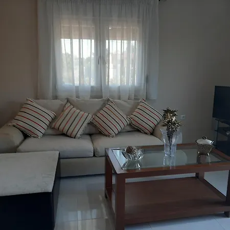 Dimis House Semesterbostad