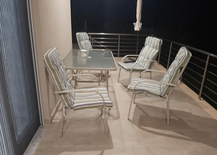 Dimis House 度假居 *