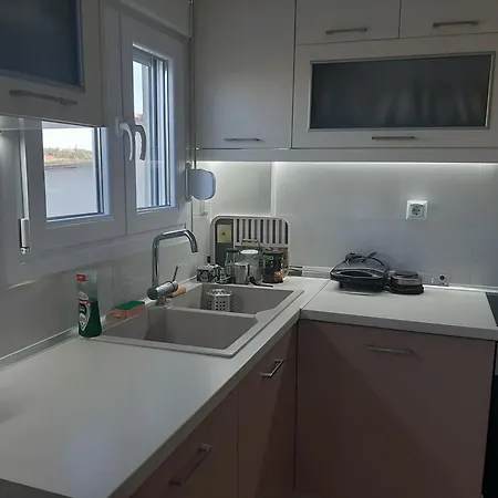 Dimis House 펜션 네아 포티데아