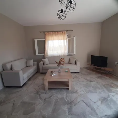 Semesterbostad Dimis House Nea Poteidaia
