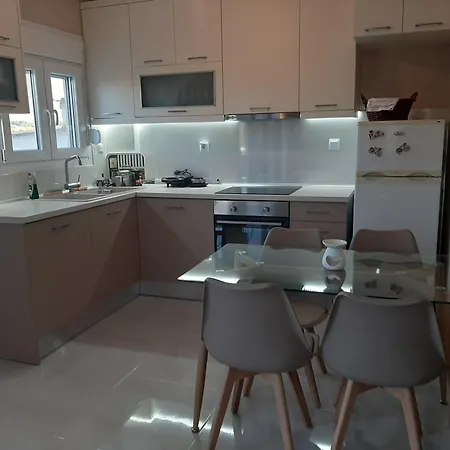 Semesterbostad Dimis House Nea Poteidaia