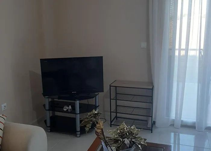 Dimis House