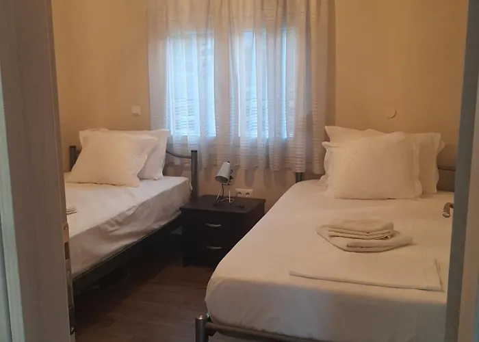 Nyaraló Dimis House *