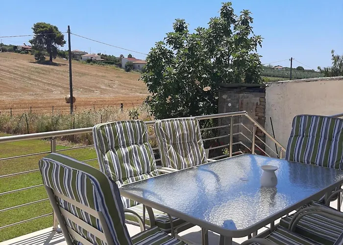 Nyaraló Dimis House *